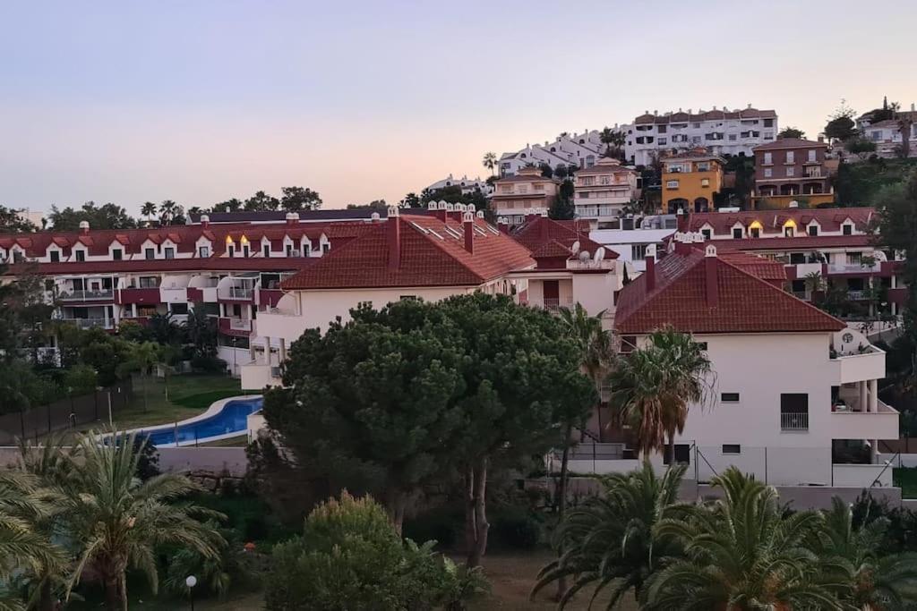 Soleado Apartamento Golf Y A 900 M De La Playa Бенальмадена Экстерьер фото