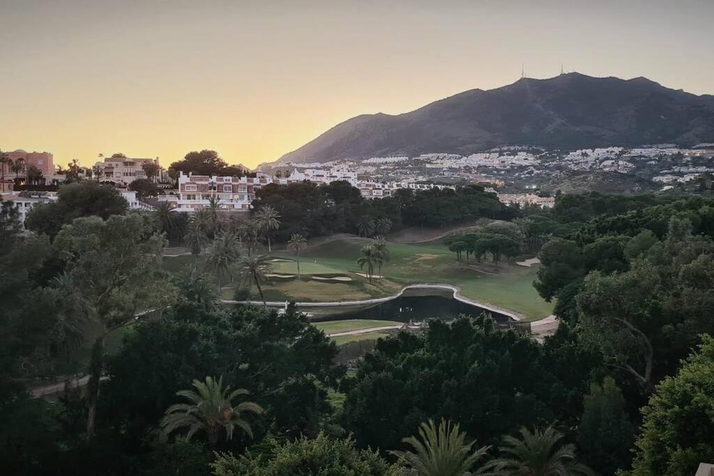 Soleado Apartamento Golf Y A 900 M De La Playa Бенальмадена Экстерьер фото